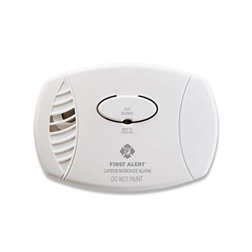 First Alert CO605 Plug-In Carbon Monoxide Detector with Battery Backup First Alert CO605 Plug-In Carbon Monoxide Detector with Battery Backup