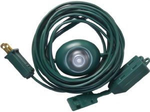 Woods 10203 Indoor Extension Cord With Lighted Foot Switch And 3 Outlets (15Ft